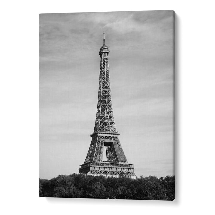 Eiffel Tower (Without Text)