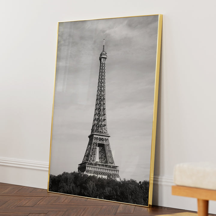 Eiffel Tower (Without Text)