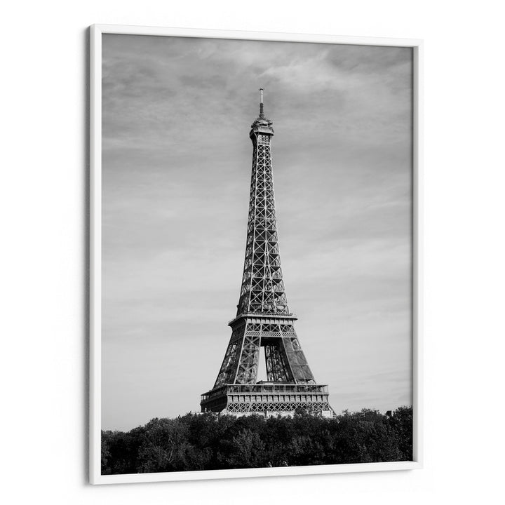Eiffel Tower (Without Text)