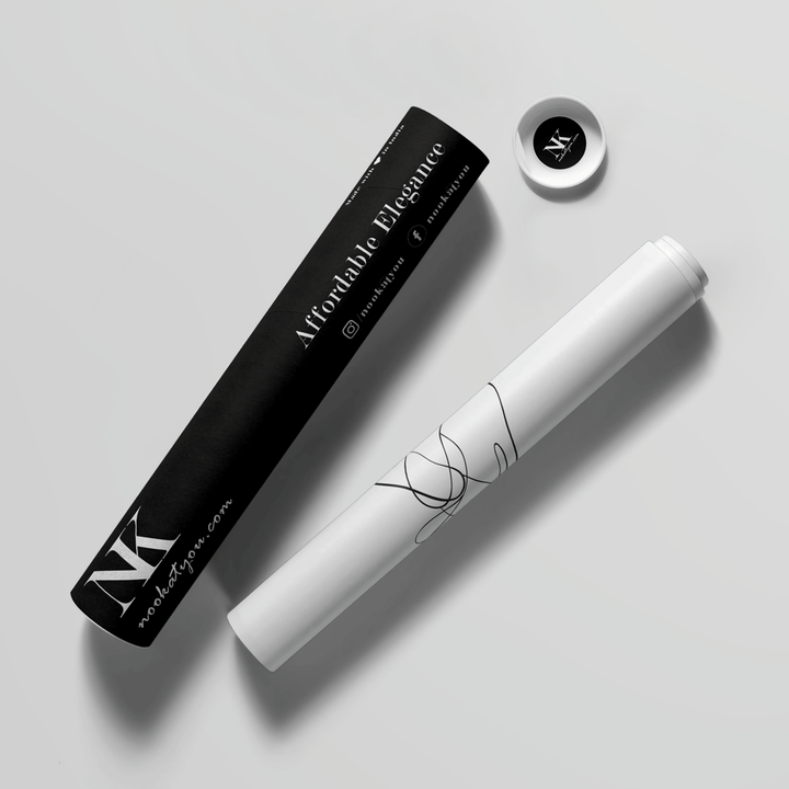 Personalized Line Art - Clasp (White) Nook At You  